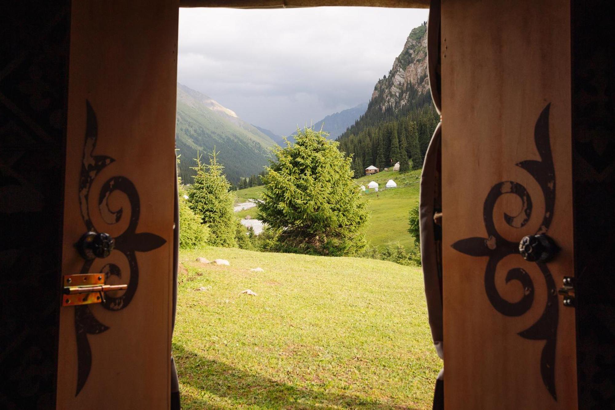 Hotel Eco Yurt Camp Arashan Teploklyuchenka Esterno foto