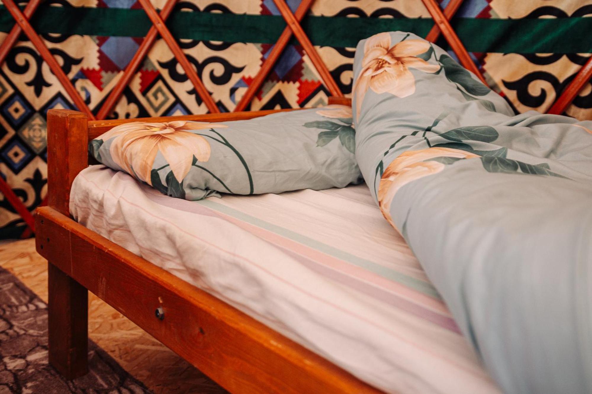 Hotel Eco Yurt Camp Arashan Teploklyuchenka Esterno foto