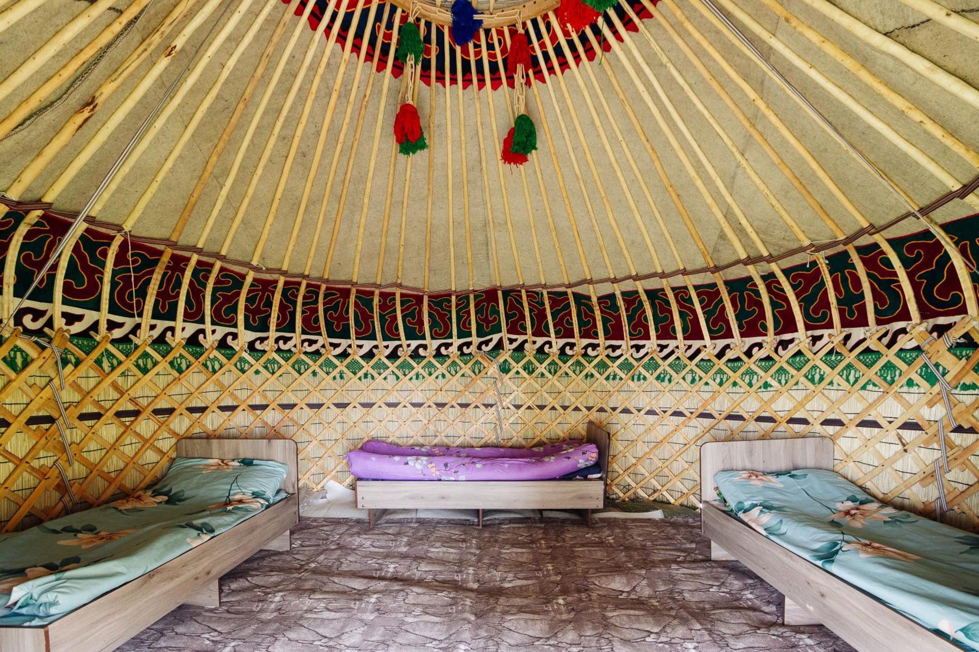 Hotel Eco Yurt Camp Arashan Teploklyuchenka Esterno foto