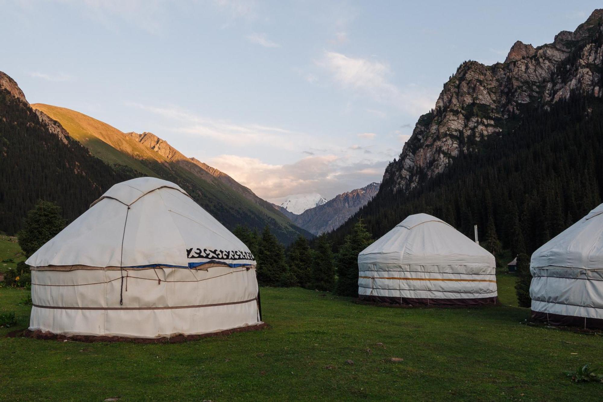 Hotel Eco Yurt Camp Arashan Teploklyuchenka Esterno foto