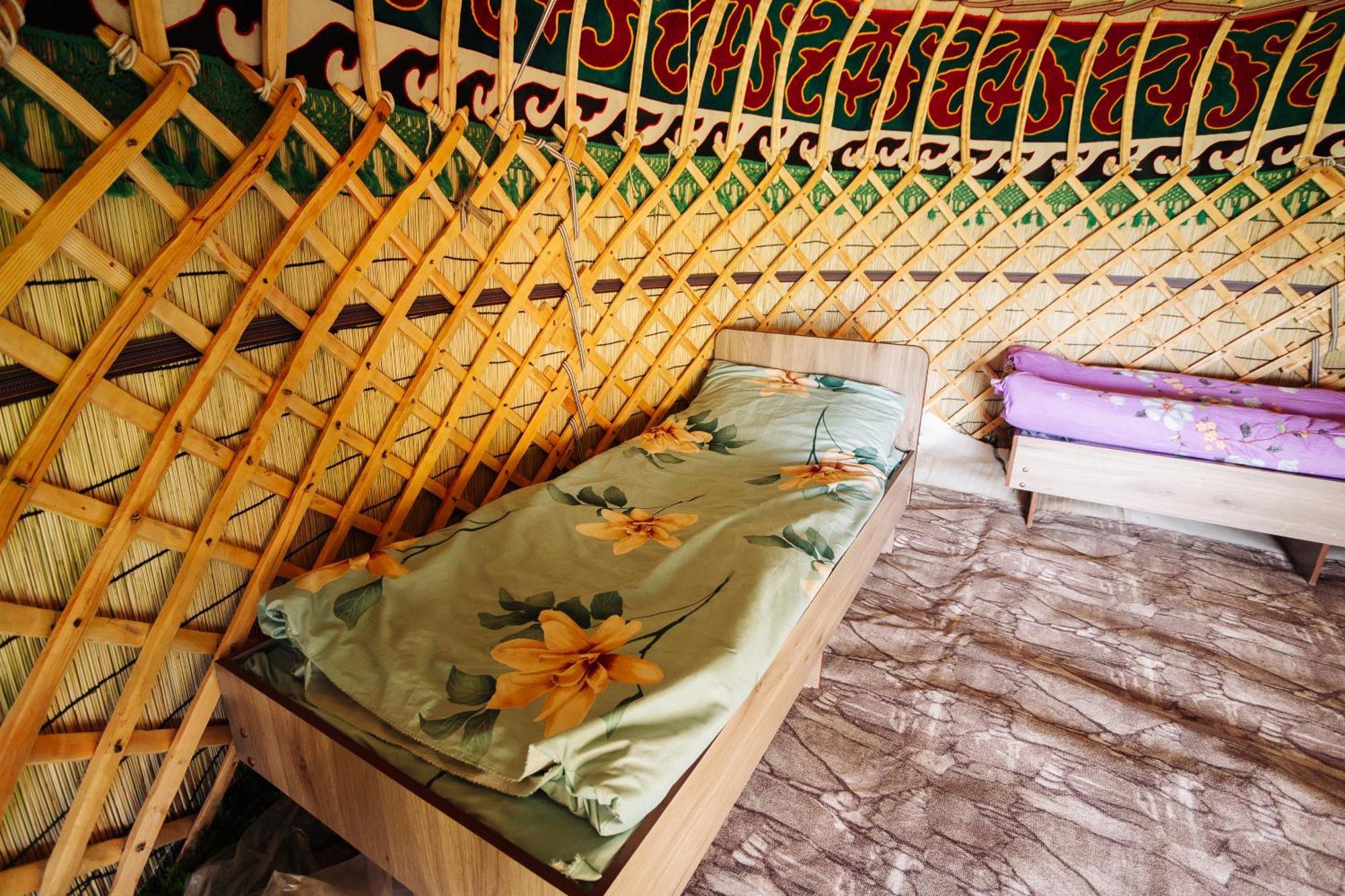 Hotel Eco Yurt Camp Arashan Teploklyuchenka Esterno foto